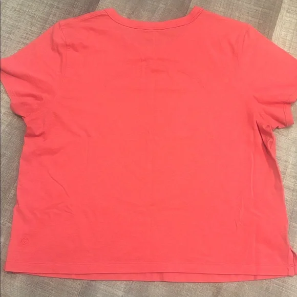 lululemon classic cotton tee - Picture 3 of 6